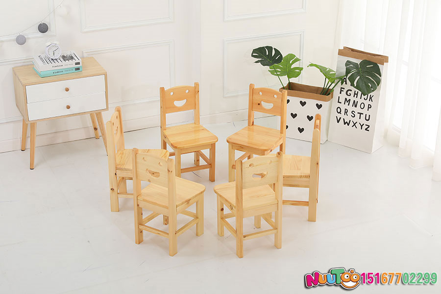 幼兒園桌椅及課桌椅功能尺寸標(biāo)準(zhǔn)是什么？要對尺寸格外了解